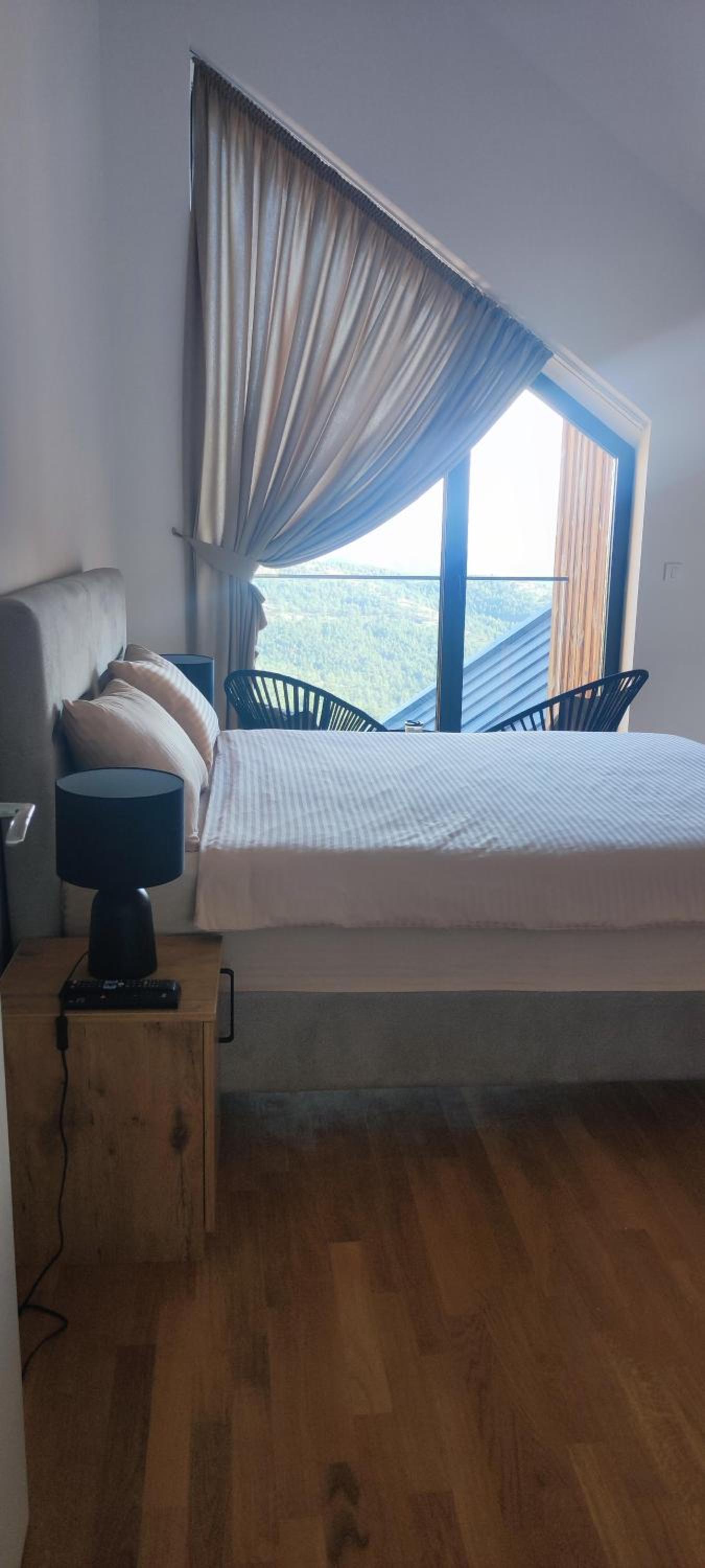 Aspectus apartmani Divcibare