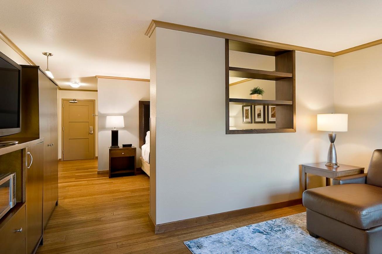 Pierre Vacations - ClubHouse Hotel and Suites - Property Image 3