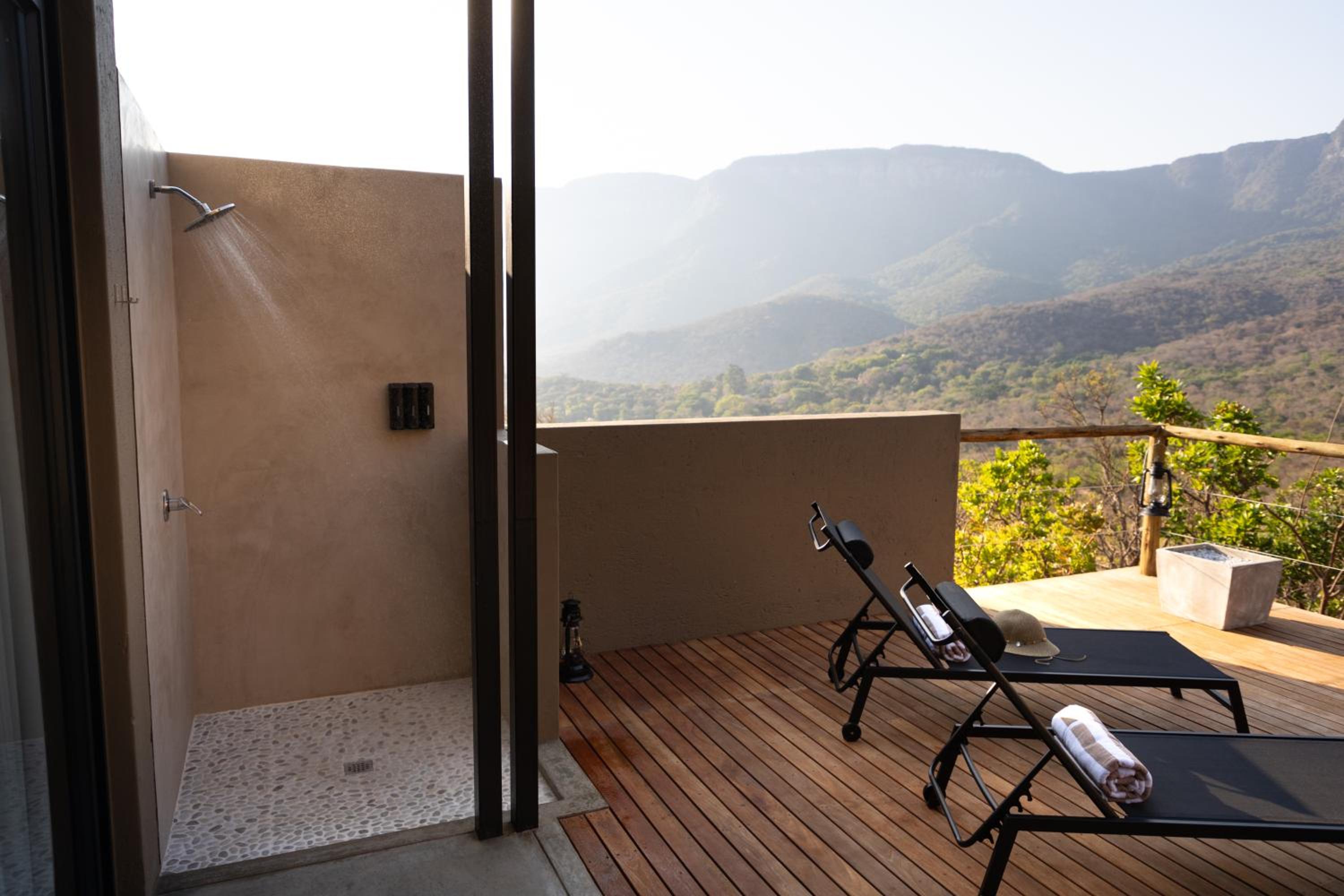Marepe Mountain View - Private villa with pool and unrivalled views