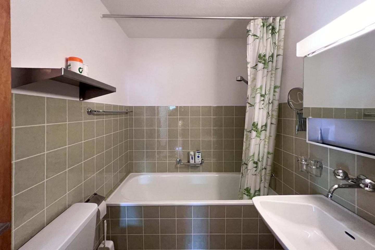 With Mountain View & Balcony Kitchen Parking