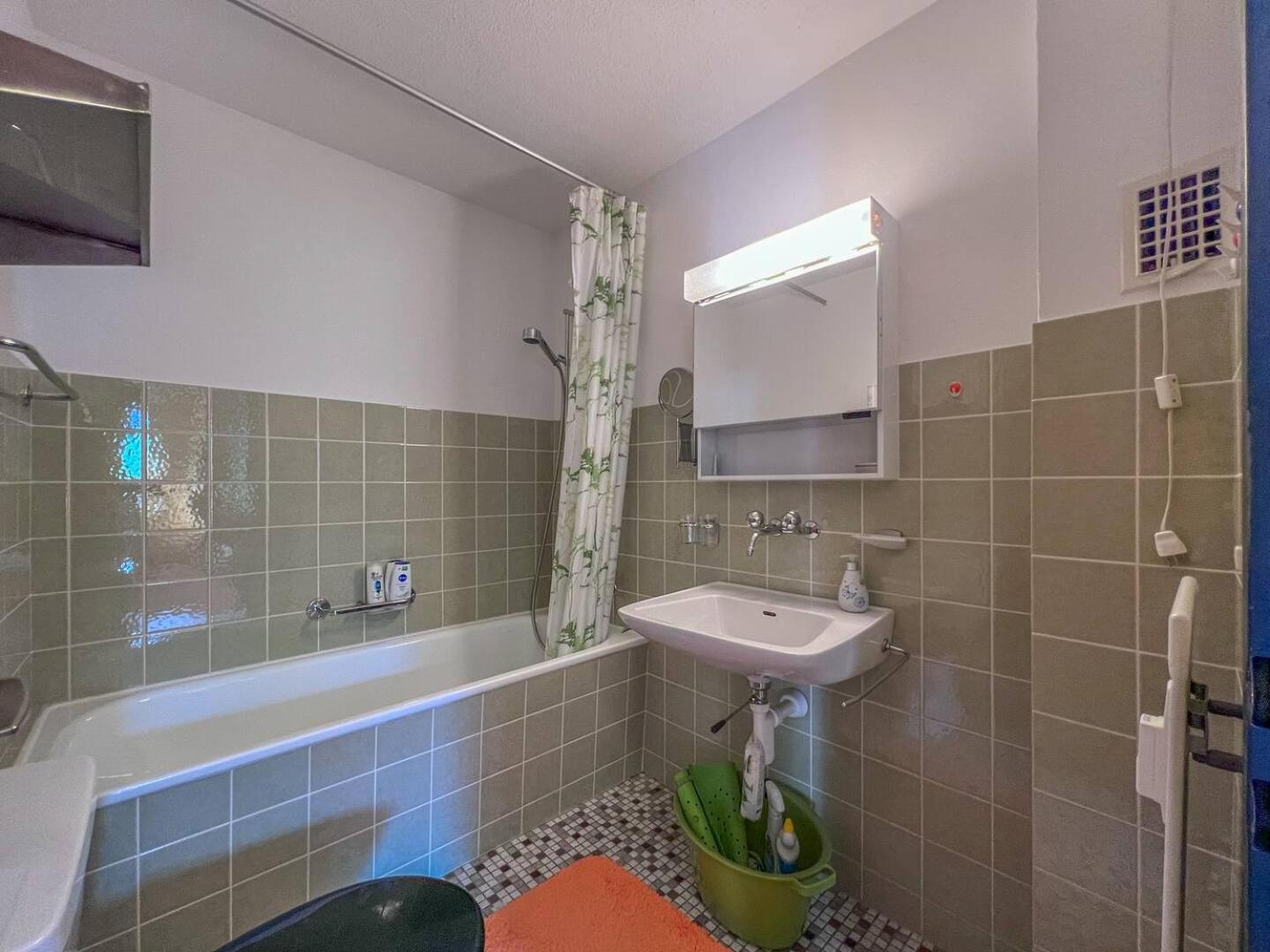 With Mountain View & Balcony Kitchen Parking