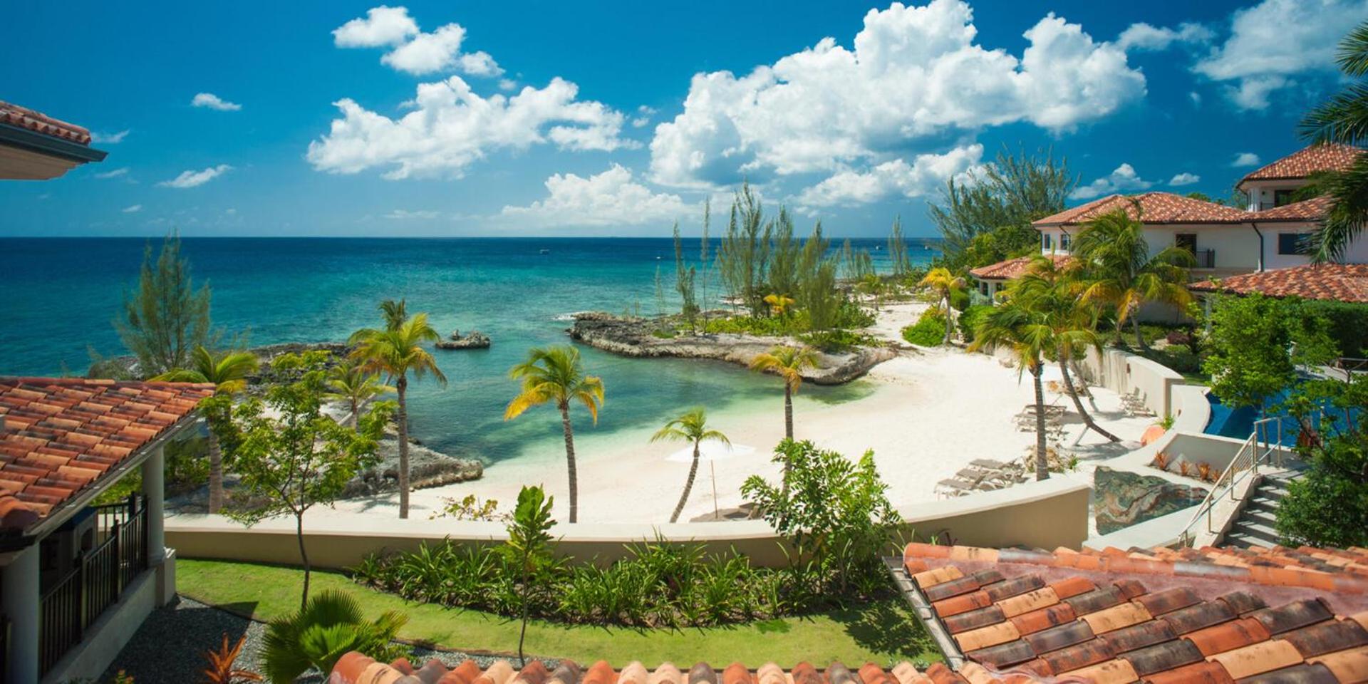 Casa Luna 17 view 2