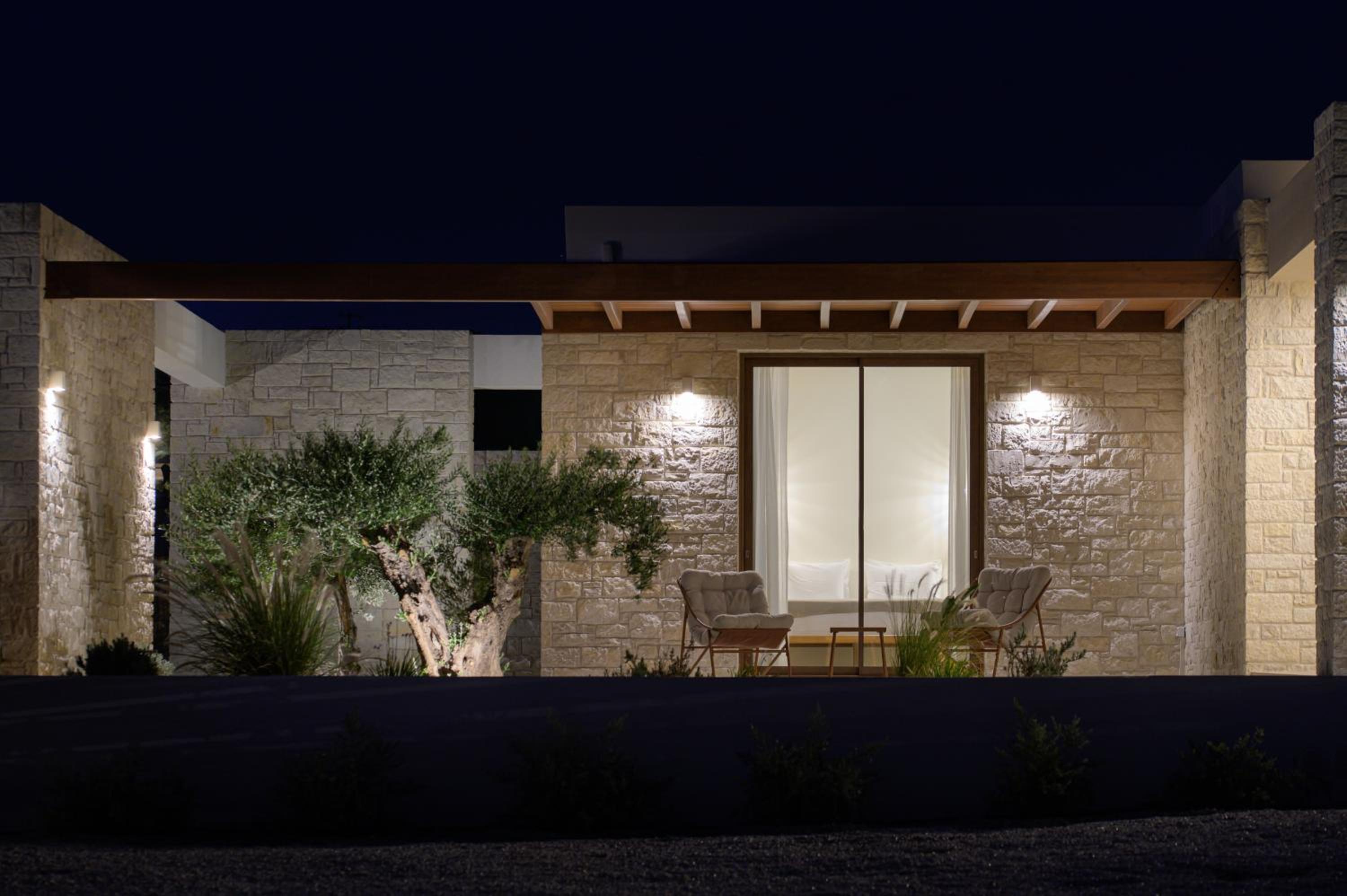 POEMO VILLAS