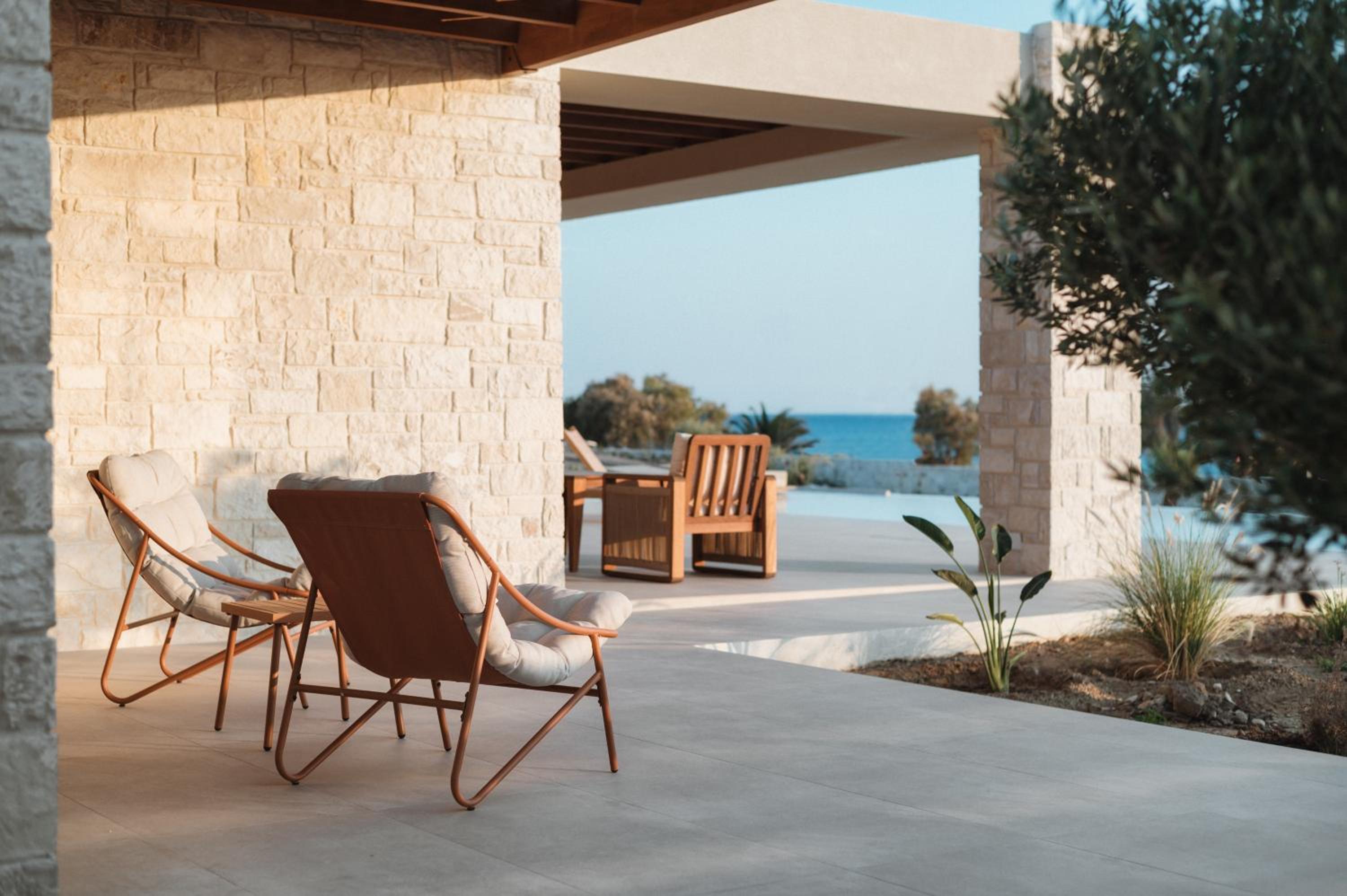 POEMO VILLAS