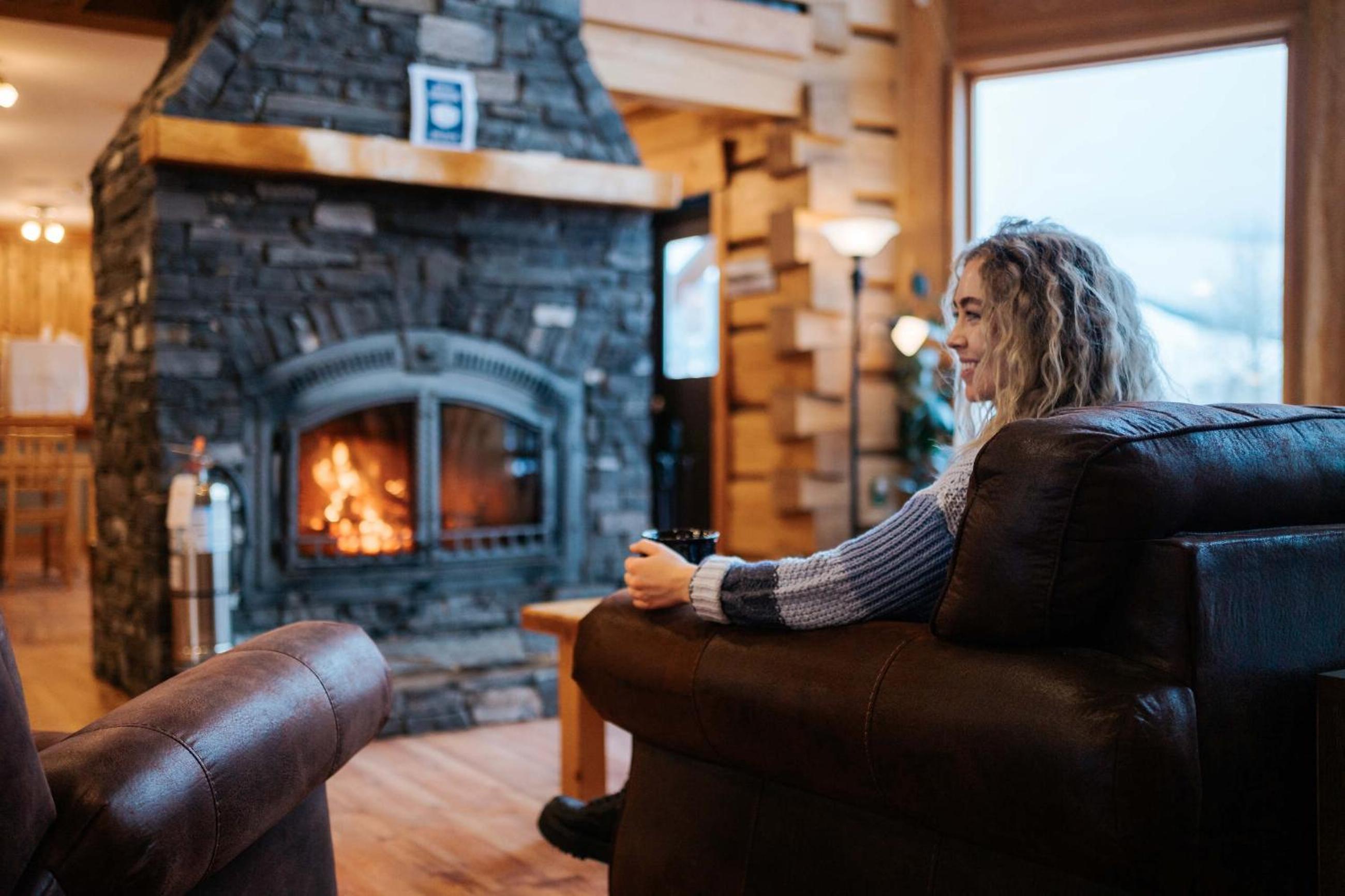 Golden Vacations - Basecamp Lodge Golden - Property Image 4