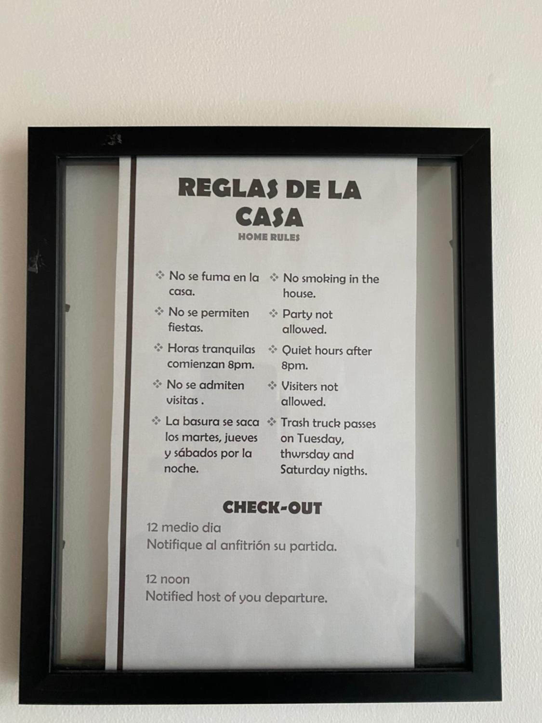 Cálido apartamento céntrico y acogedor, cerca al parque y estación metro