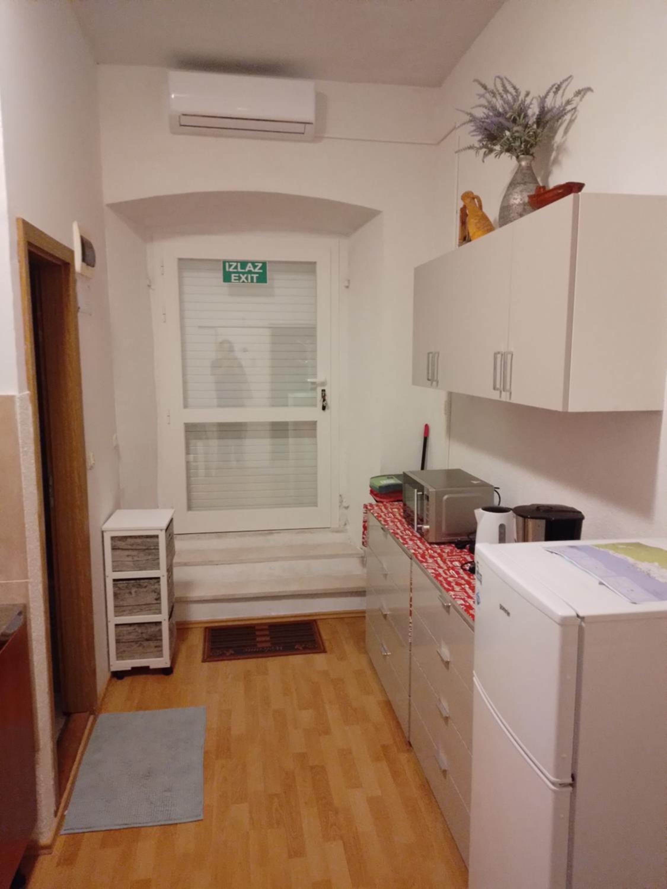 Studio Apartman Ivanka view 2