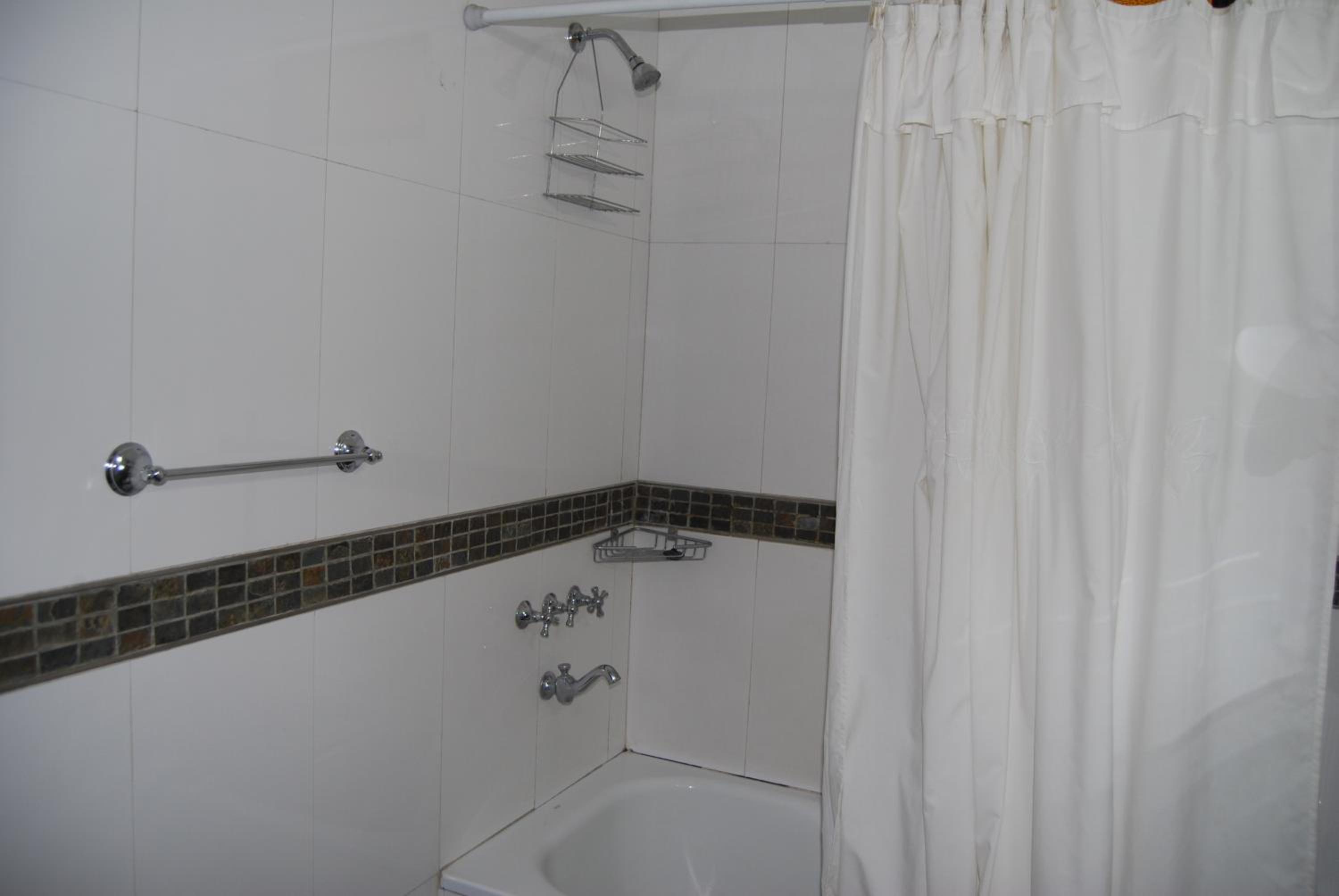 Cosmo Mendoza Suites
