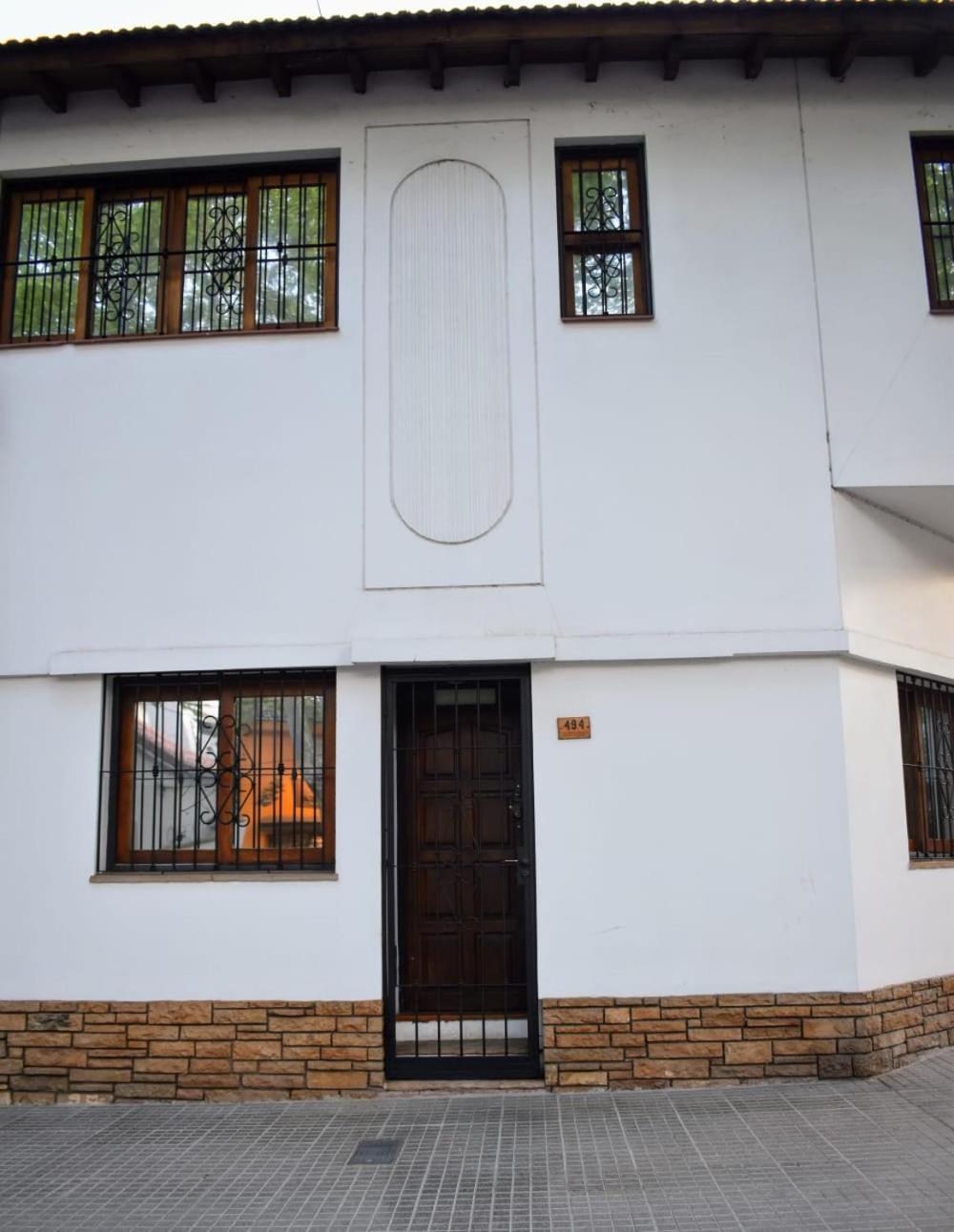 Cosmo Mendoza Suites