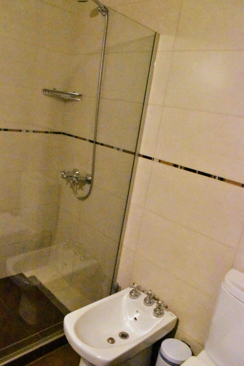 Cosmo Mendoza Suites
