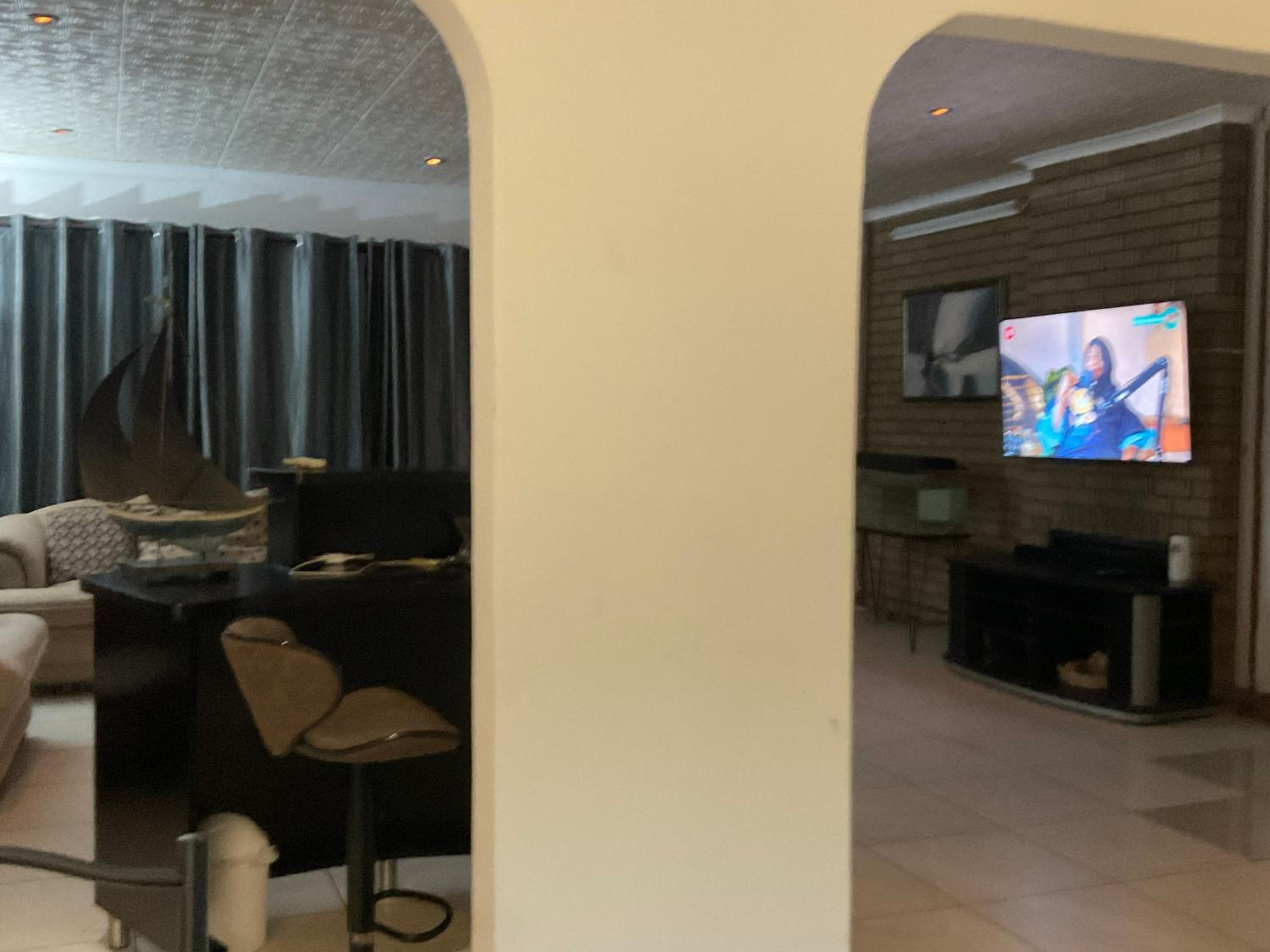 LaRonza Bed and Breakfast
