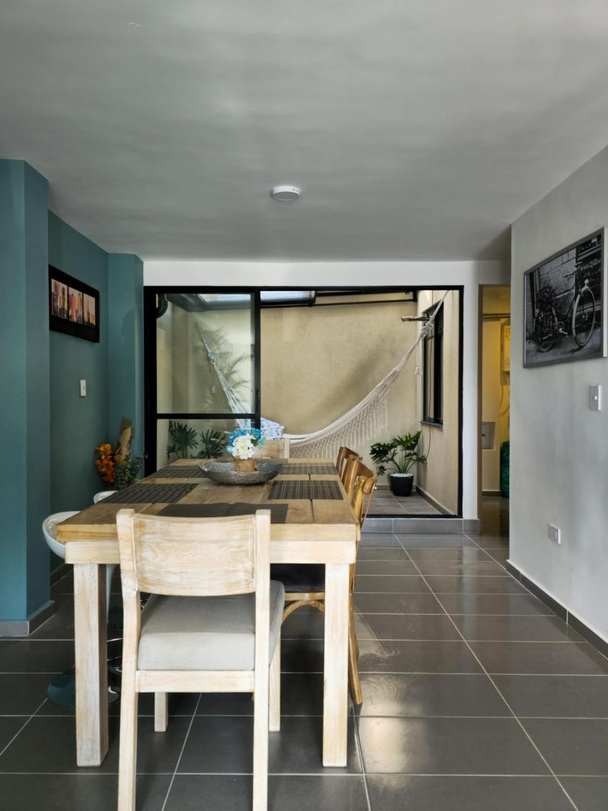 Casa Vacacional a 2m del Aeropuerto el Eden AXM - 15m de Armenia - Con Piscina
