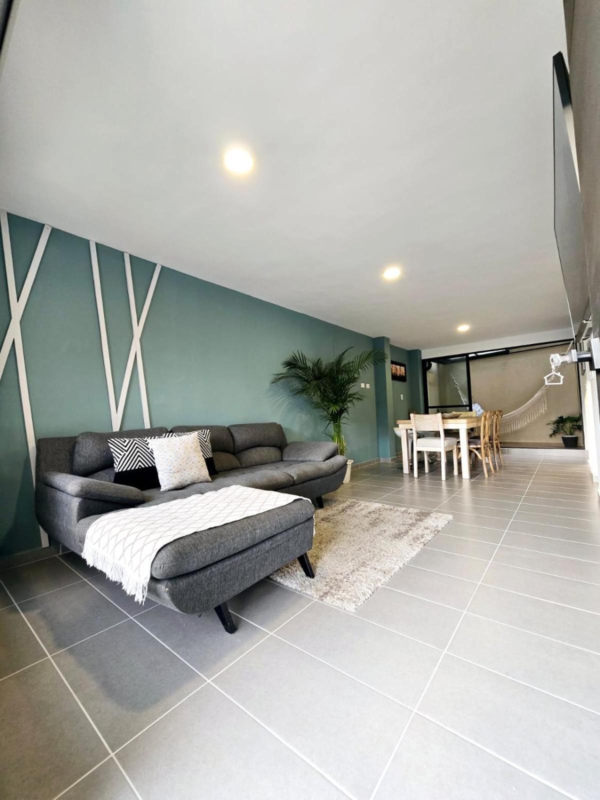 Casa Vacacional a 2m del Aeropuerto el Eden AXM - 15m de Armenia - Con Piscina
