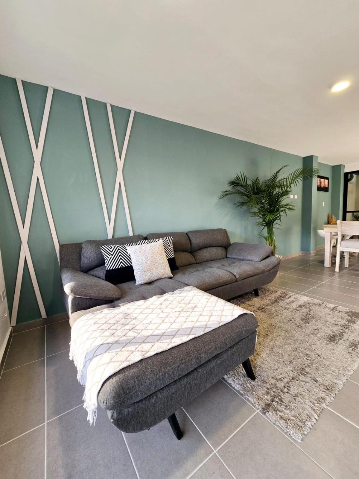 Casa Vacacional a 2m del Aeropuerto el Eden AXM - 15m de Armenia - Con Piscina