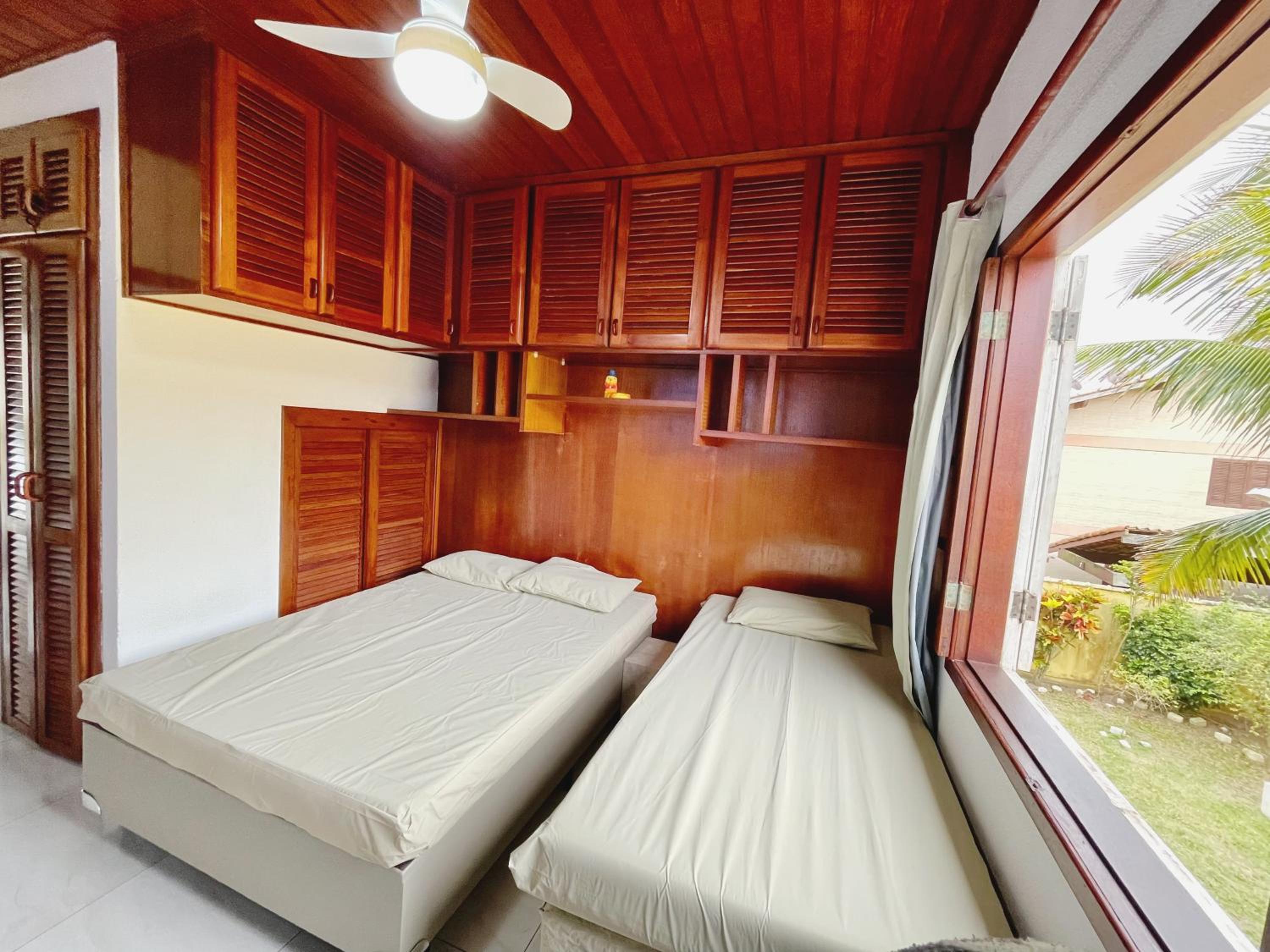 Casa Duplex Praia Das Dunas - Pé na Areia - Alto Padrão - Ar Condicionado