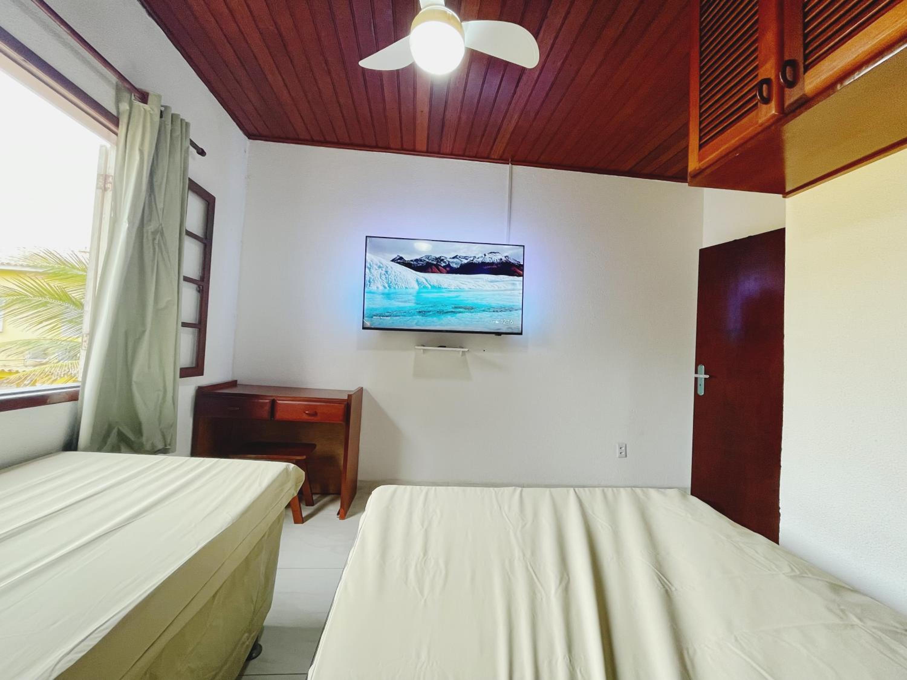 Casa Duplex Praia Das Dunas - Pé na Areia - Alto Padrão - Ar Condicionado