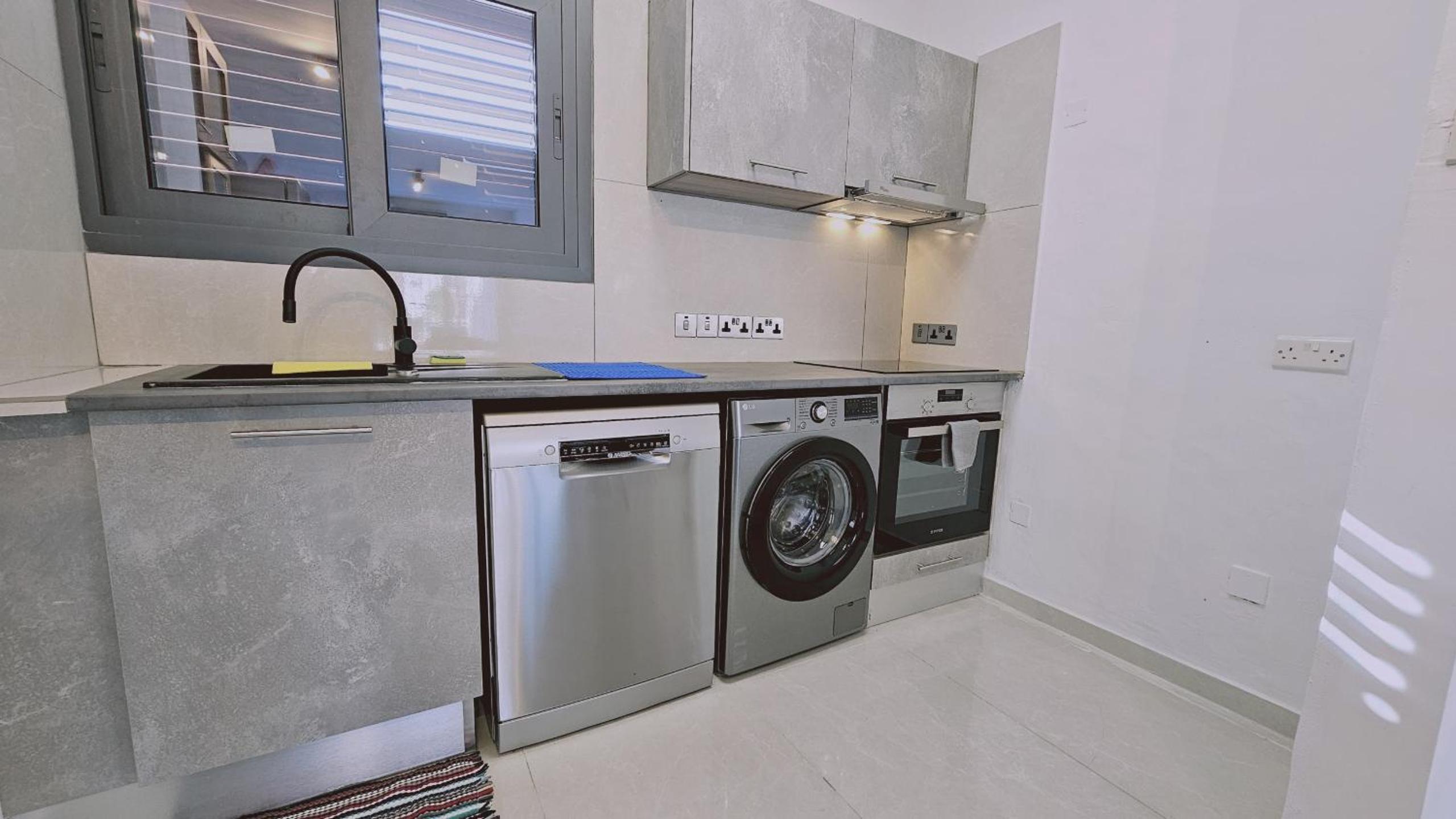 STAY Aphrodite Apartment