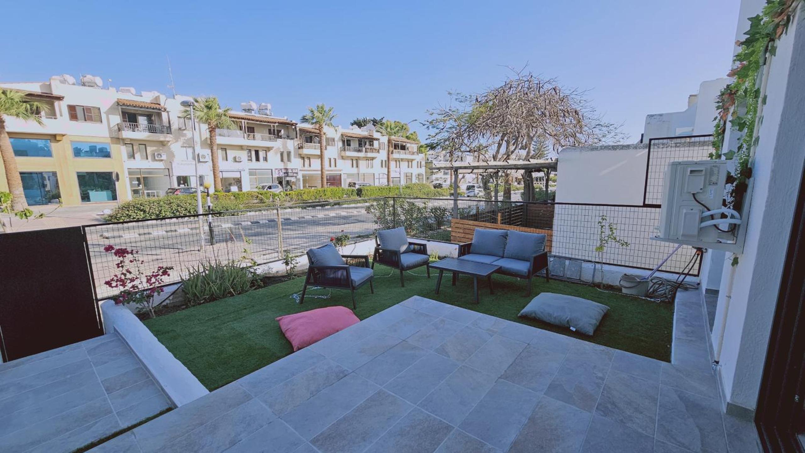 STAY Aphrodite Apartment