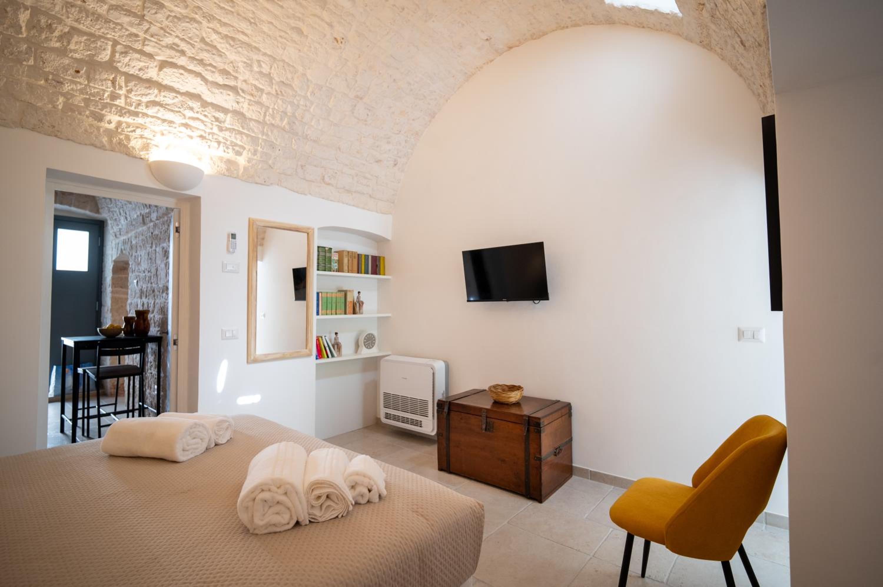 Uniconico Trullo & Rooms