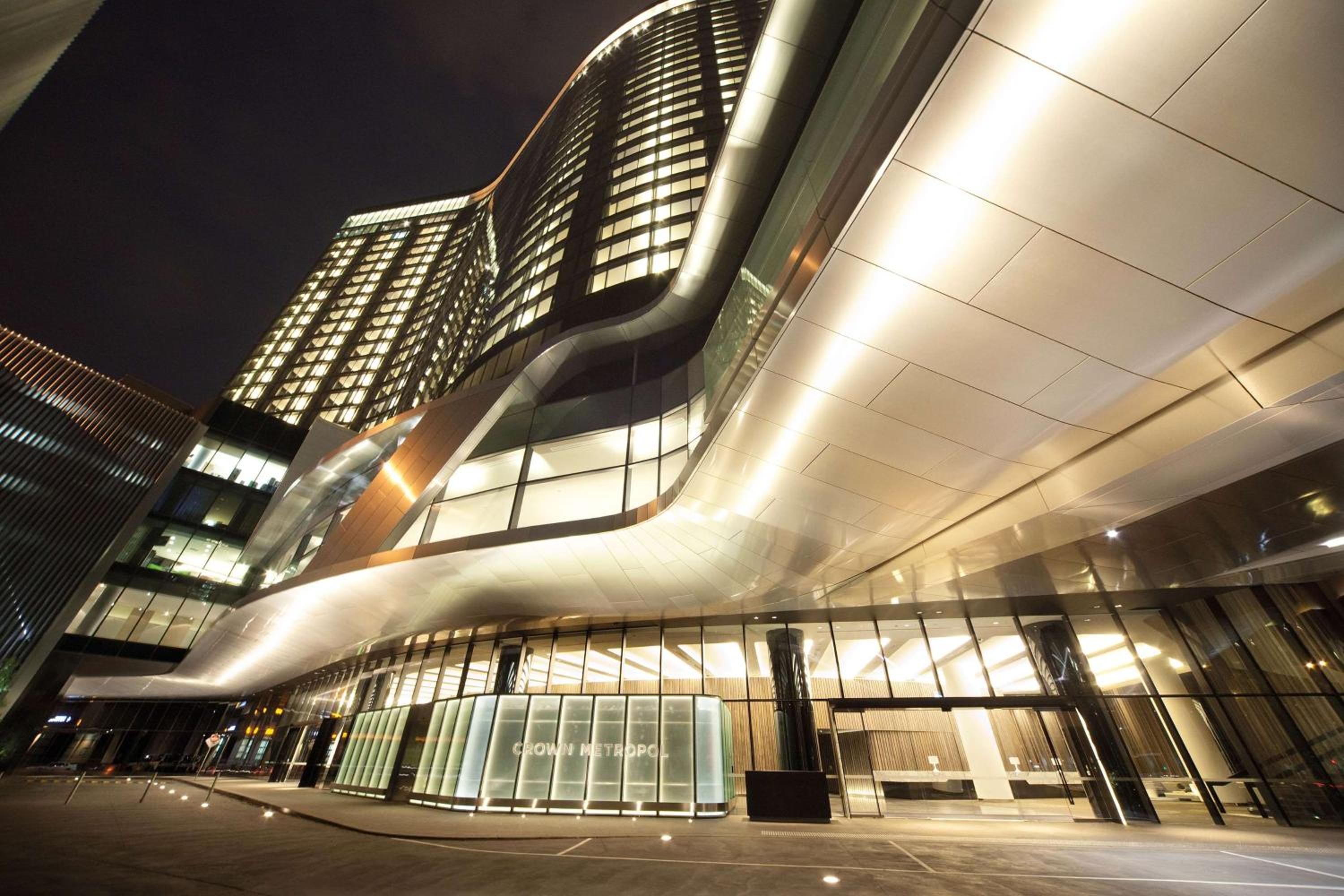 Crown Metropol Melbourne-0