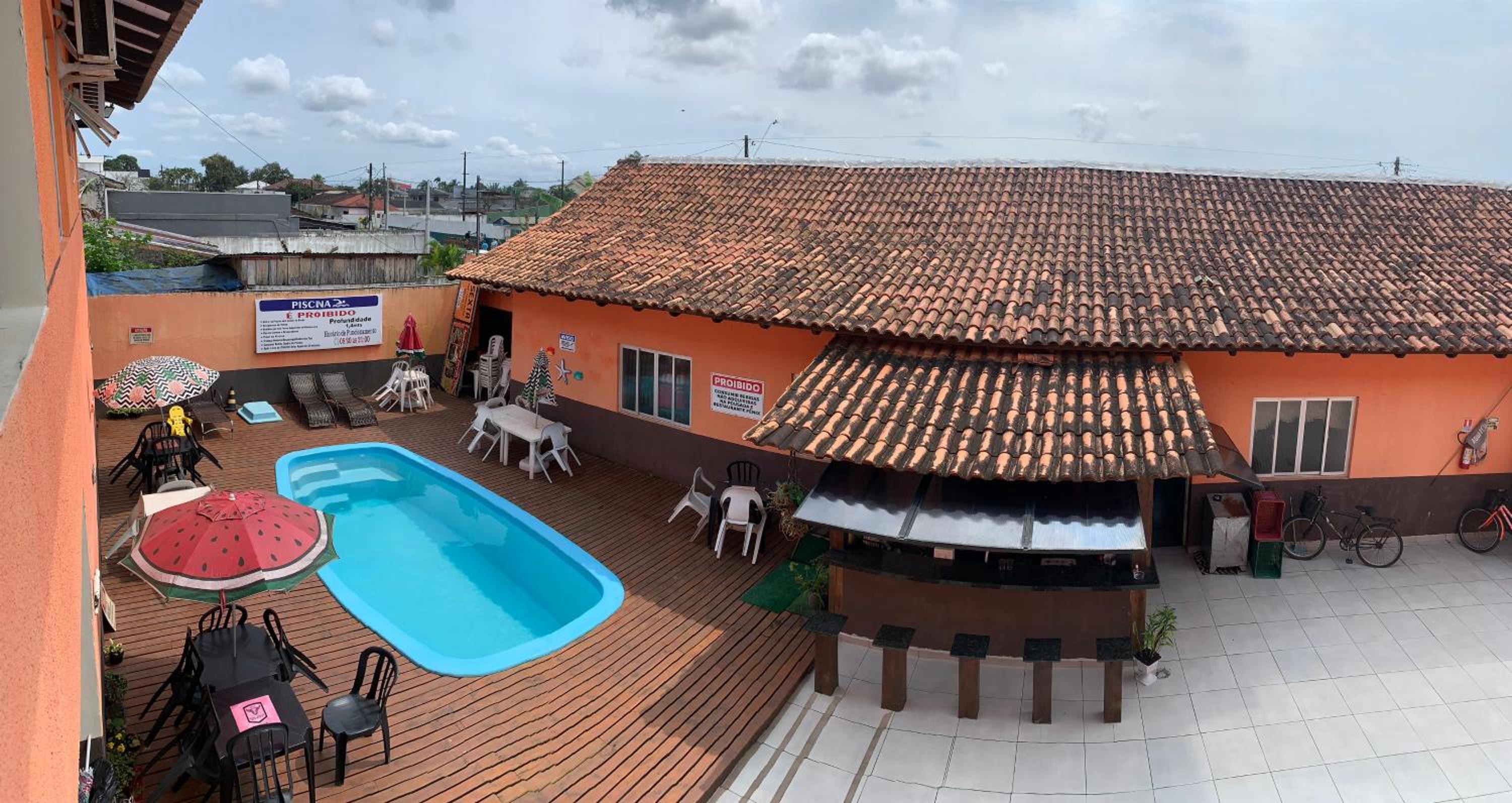 Pousada Fênix,com piscina -250 METROS DA PRAIA