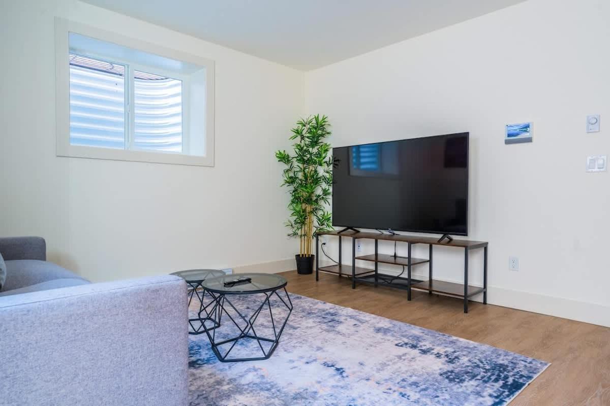 Modern Luxury Suite in Langley