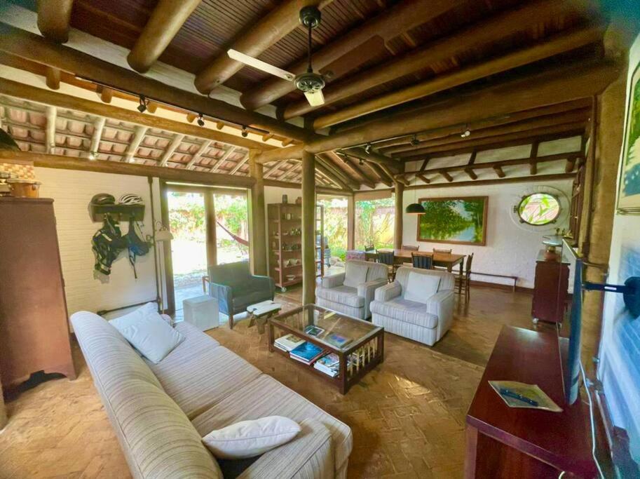 Belíssima Casa Itaguá Verdadeiro refúgio na Praia
