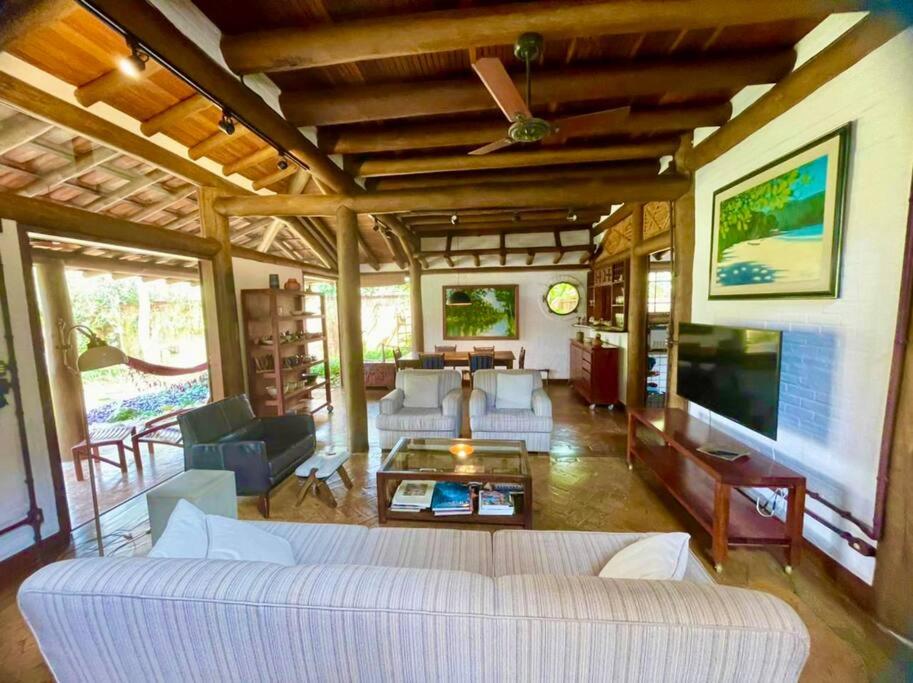 Belíssima Casa Itaguá Verdadeiro refúgio na Praia