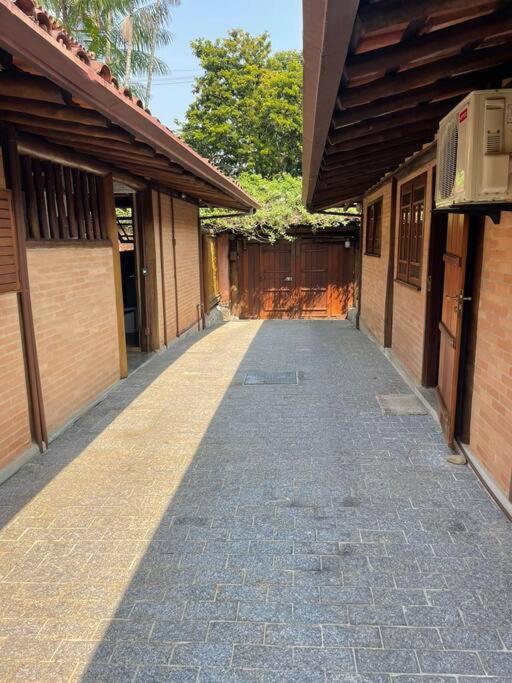 Belíssima Casa Itaguá Verdadeiro refúgio na Praia