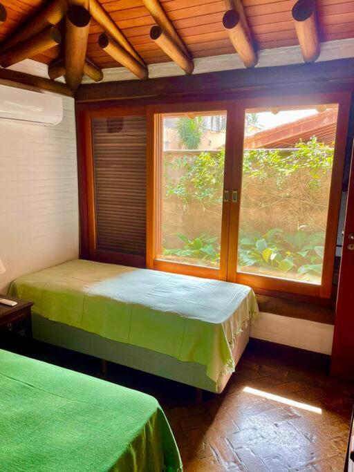 Belíssima Casa Itaguá Verdadeiro refúgio na Praia