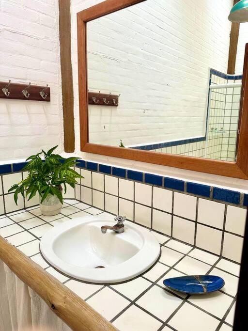 Belíssima Casa Itaguá Verdadeiro refúgio na Praia