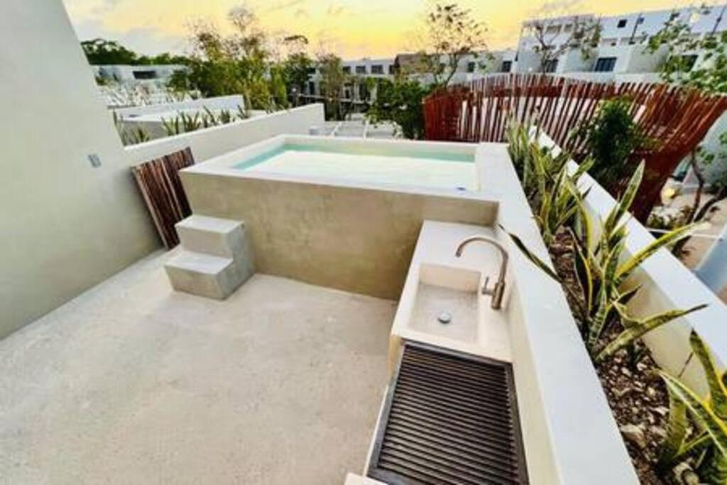414 Seremonia Selva Private Pool & Grill 2 Bedroom view 5
