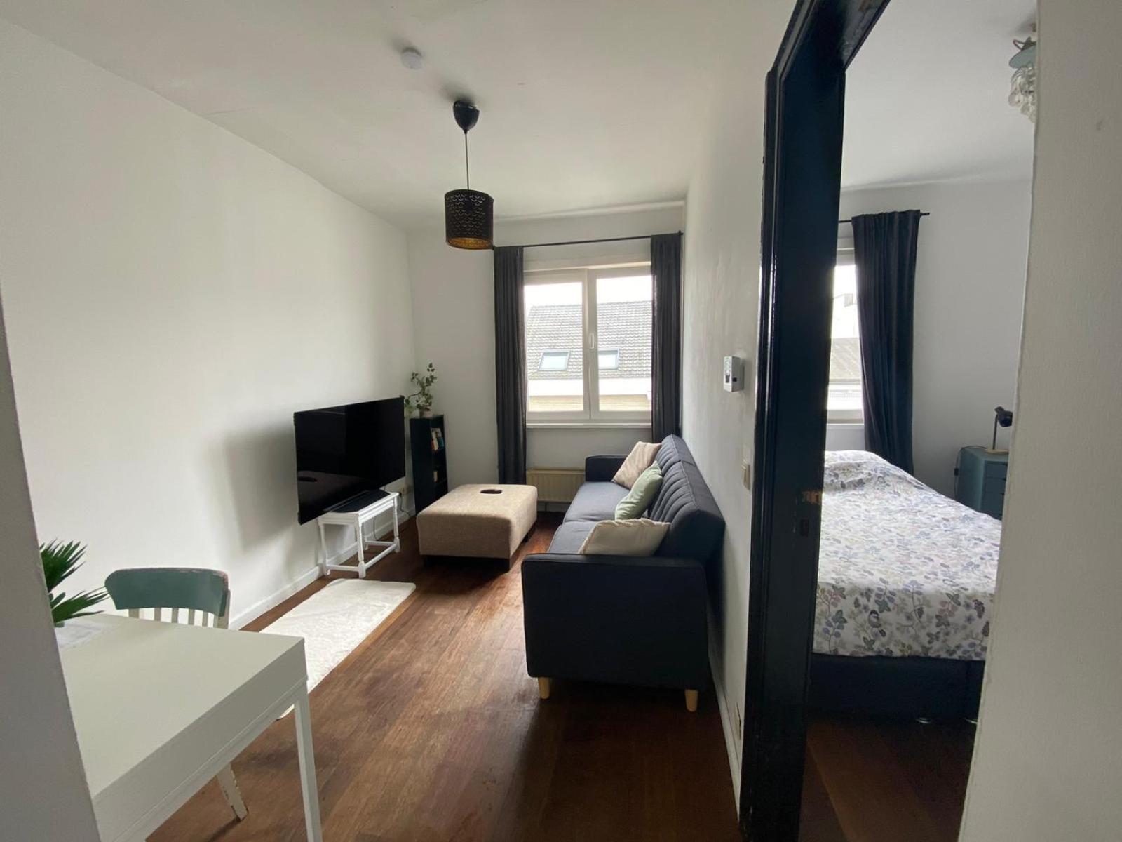 Trendy studio at top location
