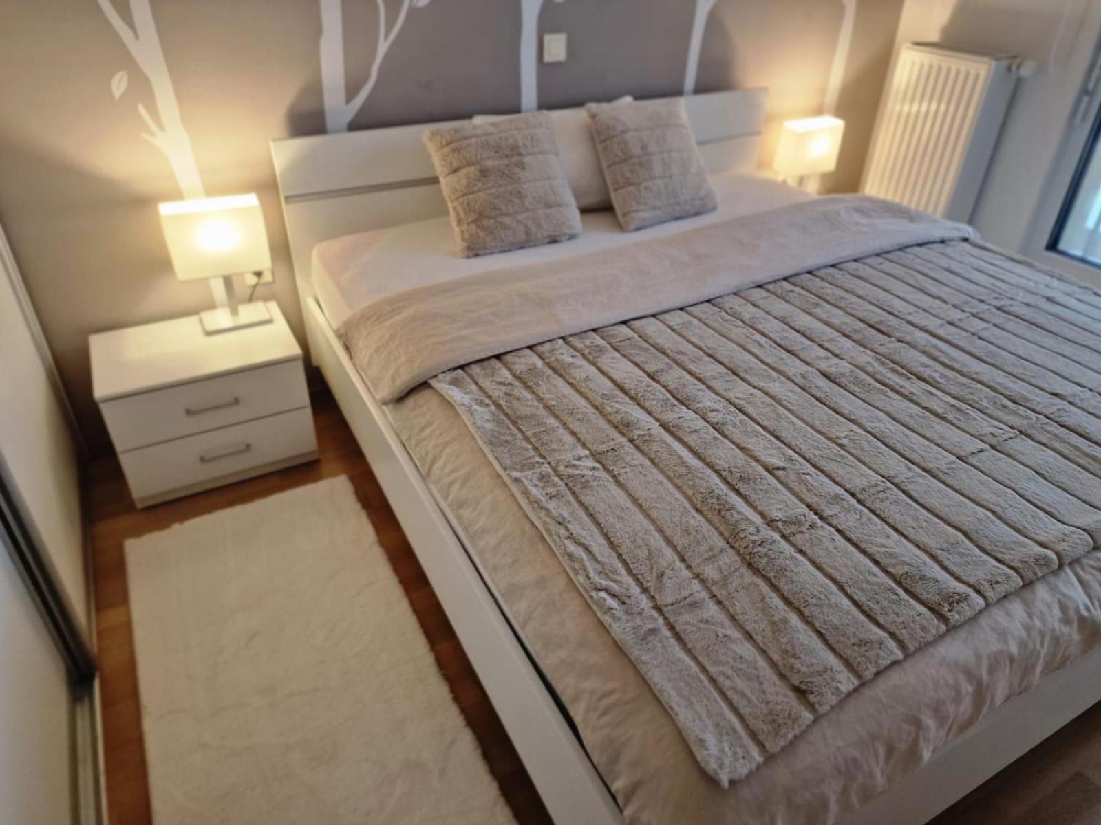 Waldorf Apartment