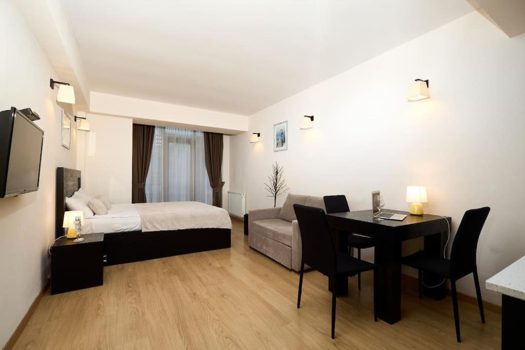 MaRKoS Flat in Block 1, New Gudauri view 2