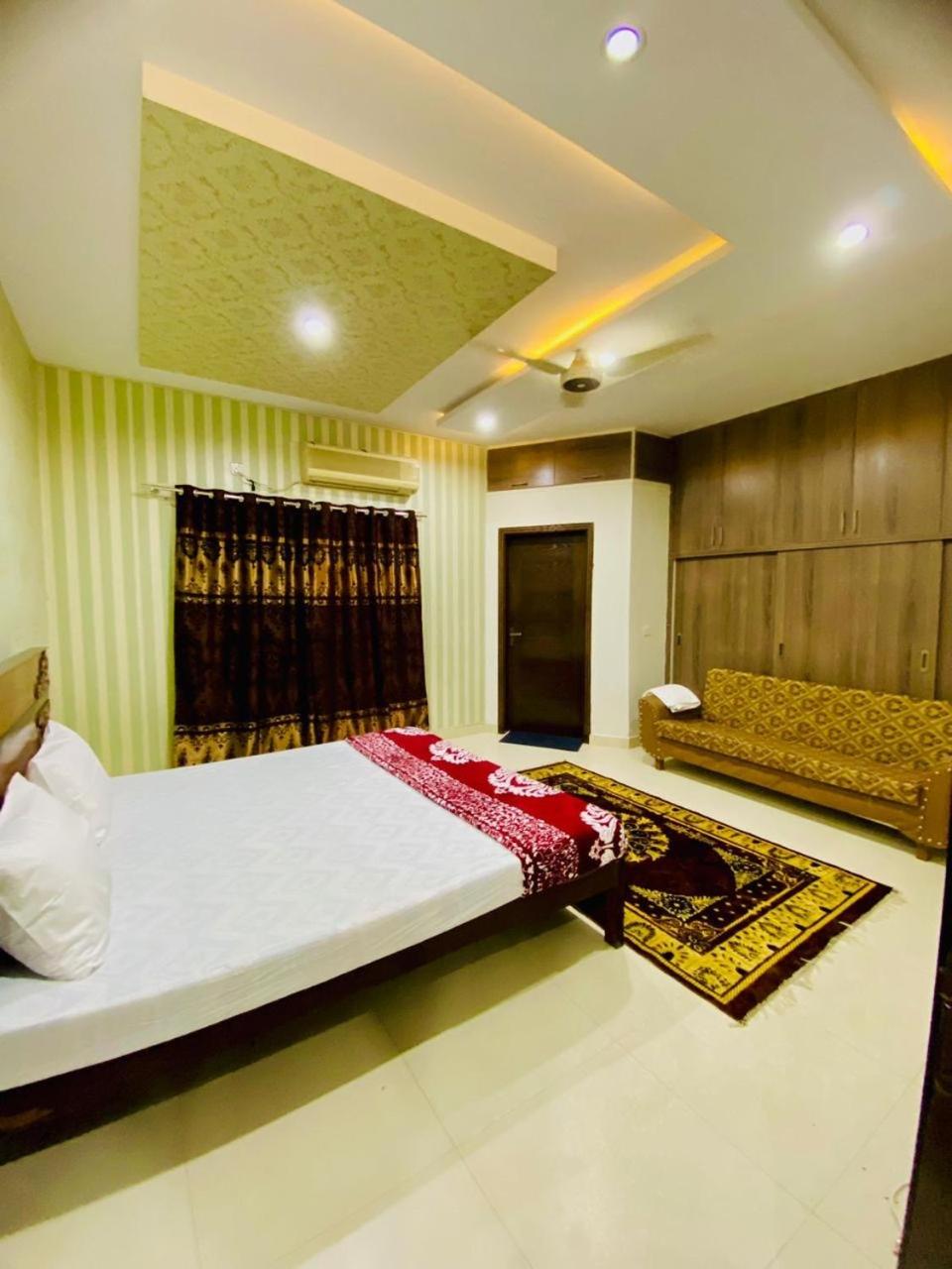 Moonlight Guest House