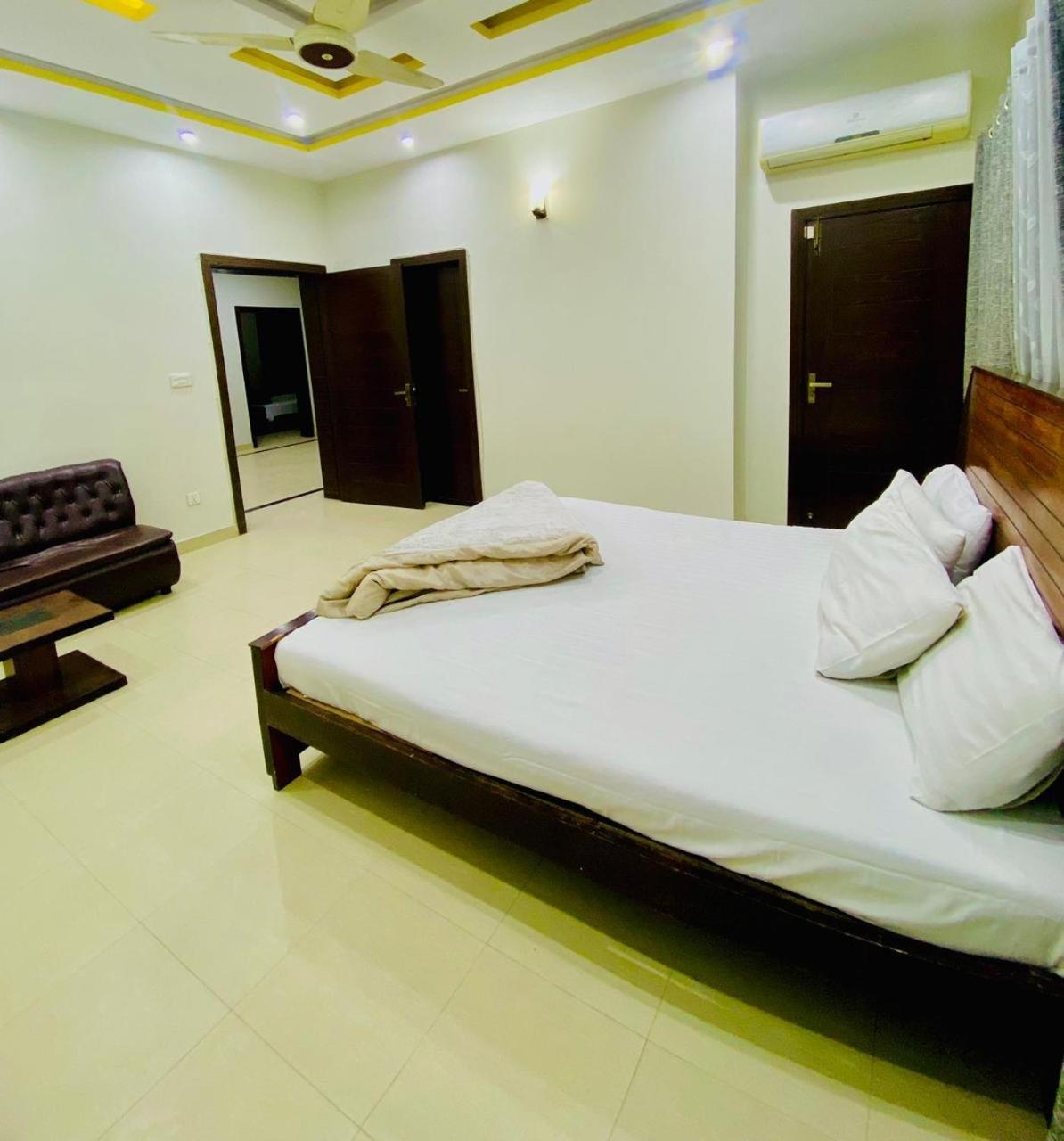 Moonlight Guest House
