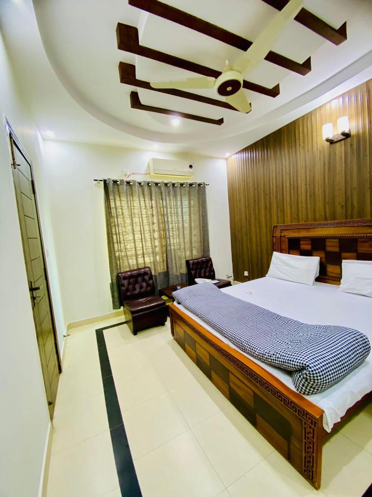 Moonlight Guest House