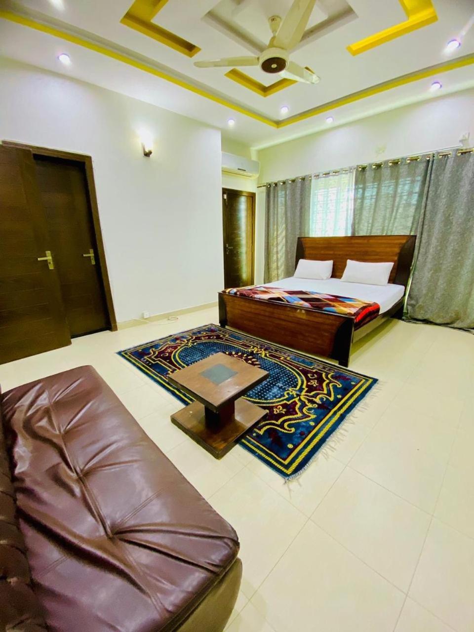 Moonlight Guest House