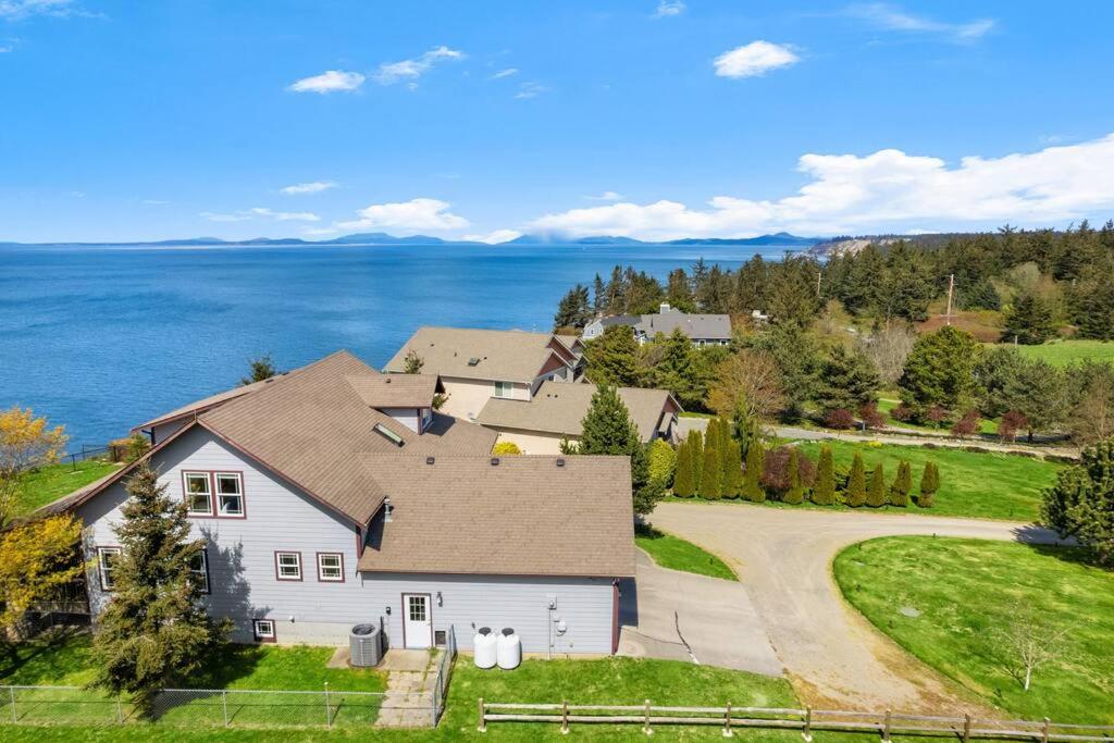 Puget Sound Sunset - Whidbey Ocean Front home with C view 4