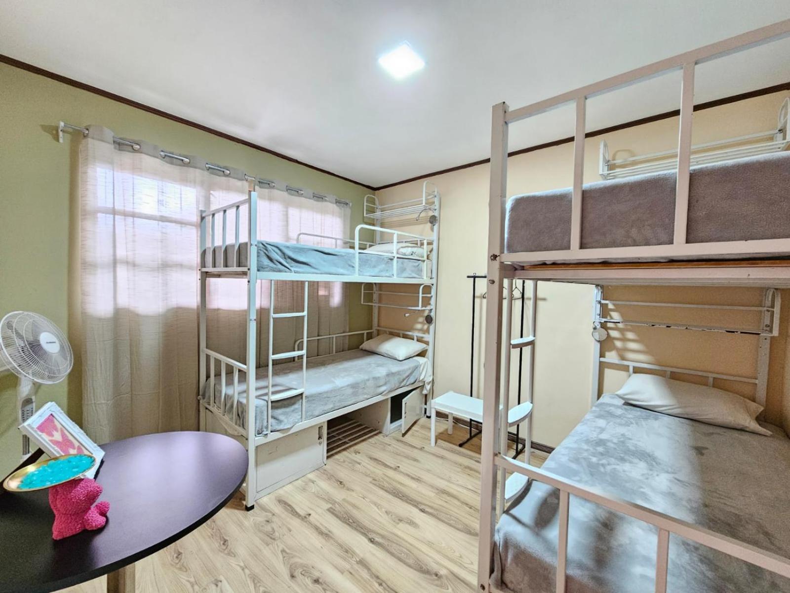 Hostel La Cali Inn