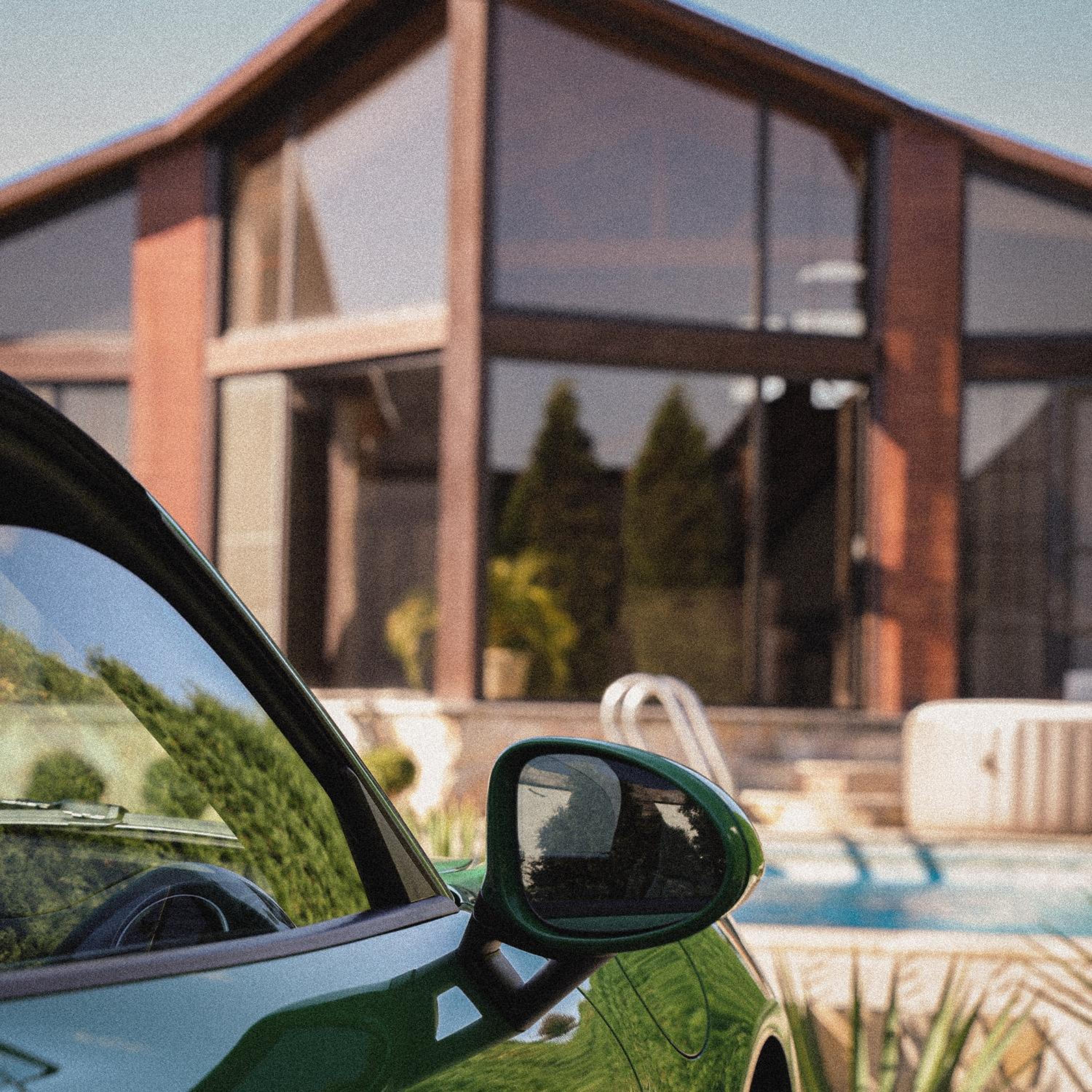 Bloom House
