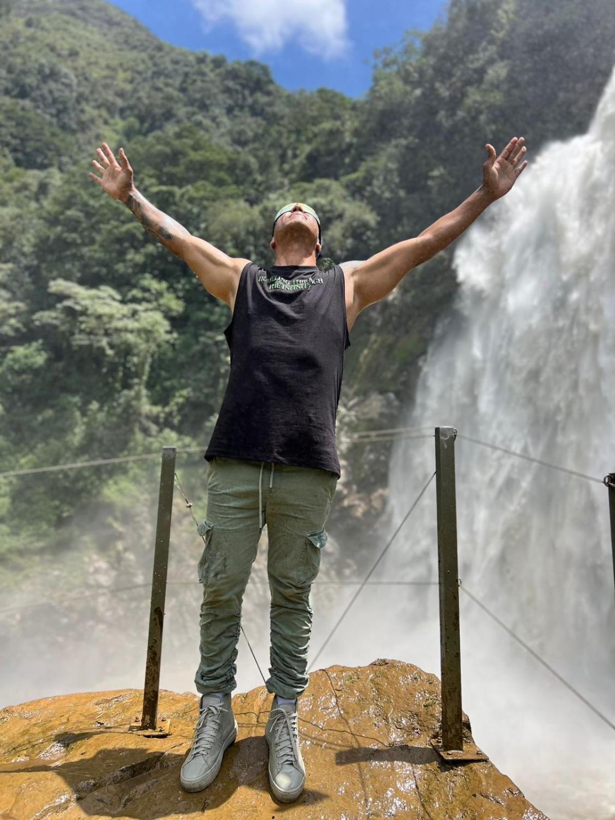 Yolo Hostel Medellin