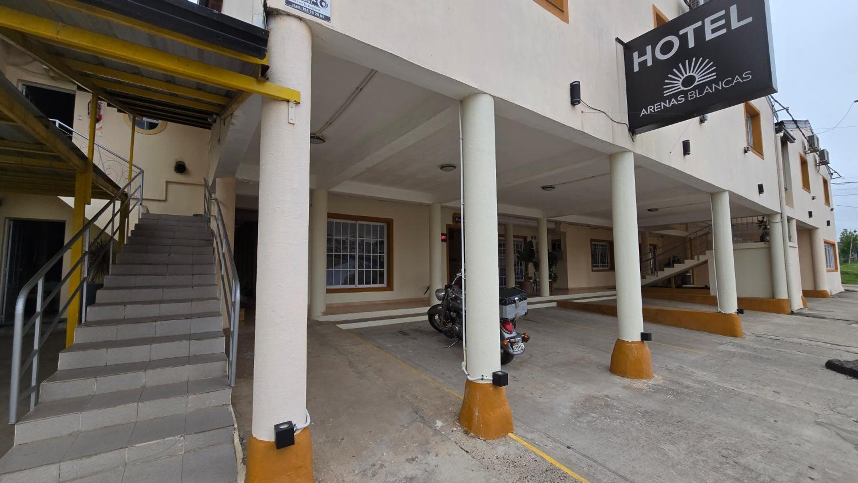 Hotel Arenas Blancas