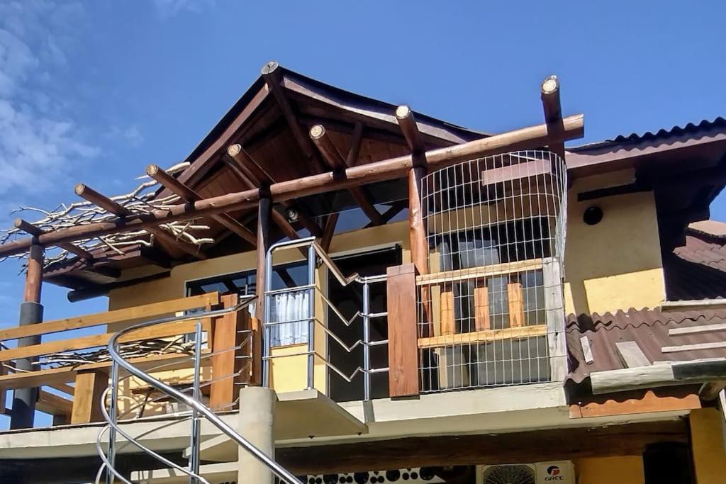 Apartamento superior perto de tudo