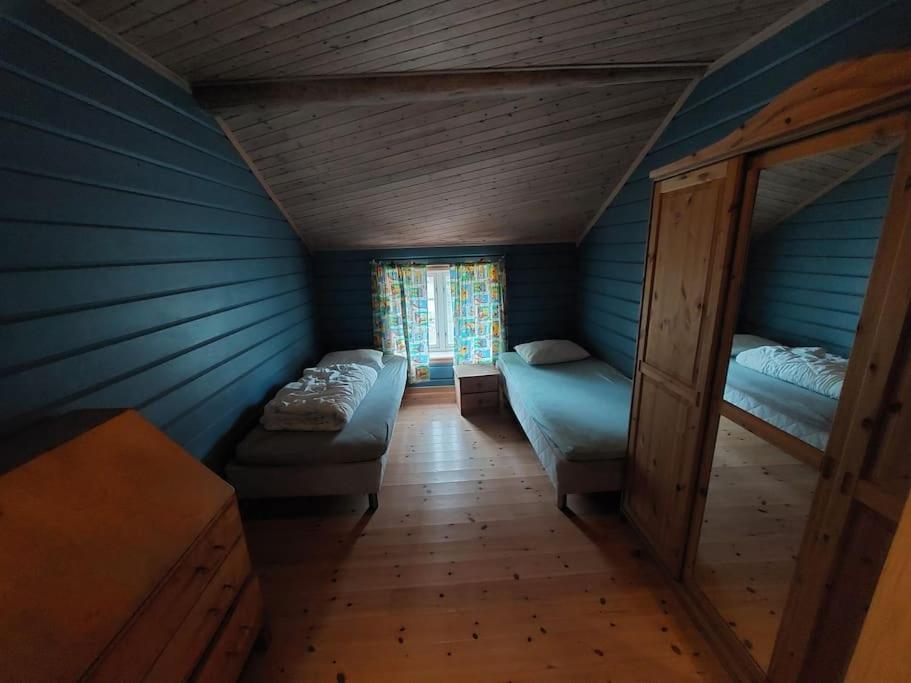 Jovollstua i Eresfjord med båt til leie view 3