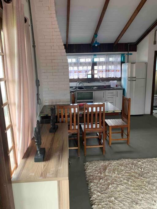 Apto 3 dormitórios na Prainha 8 a 10 pessoas