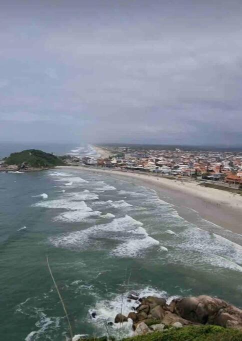 Apto 3 dormitórios na Prainha 8 a 10 pessoas