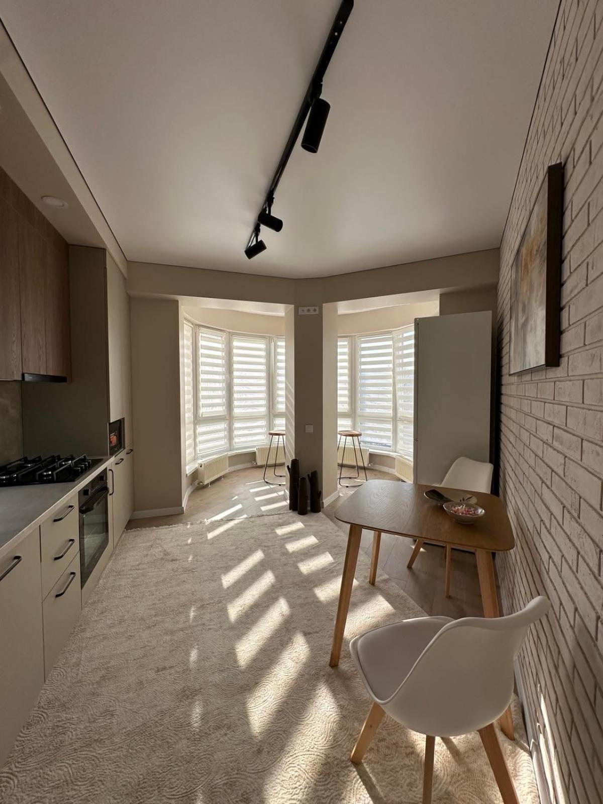 ApartDirect Botanic Star view 5