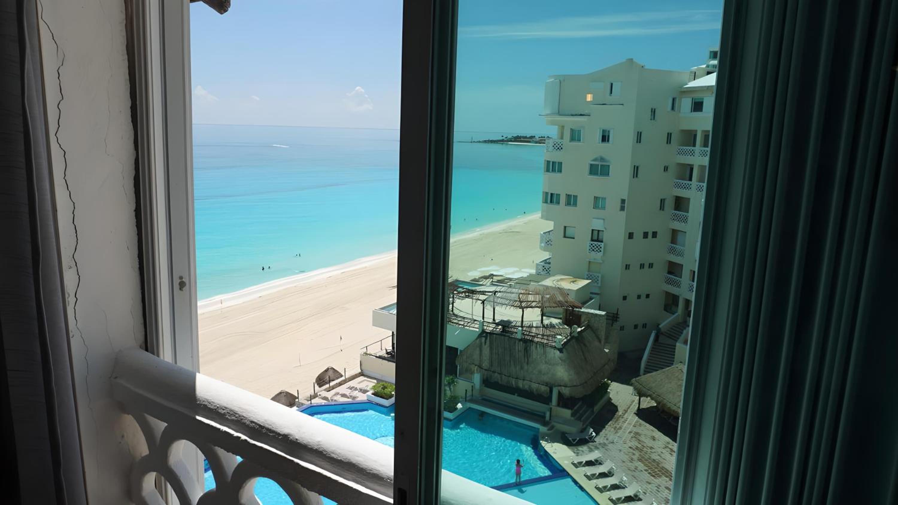 Cancun Plaza By Andiani Travel